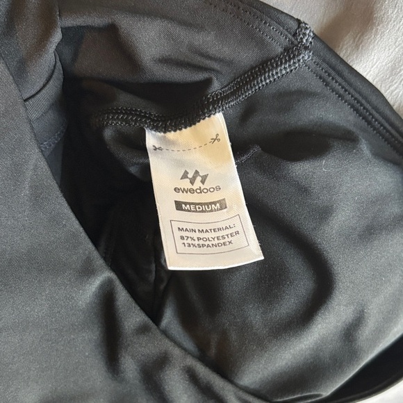 Elegant Black Tennis Dress - Picture 2 of 3